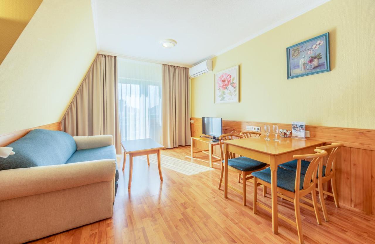 Holiday Club Apartman Hotel Hévíz Dış mekan fotoğraf