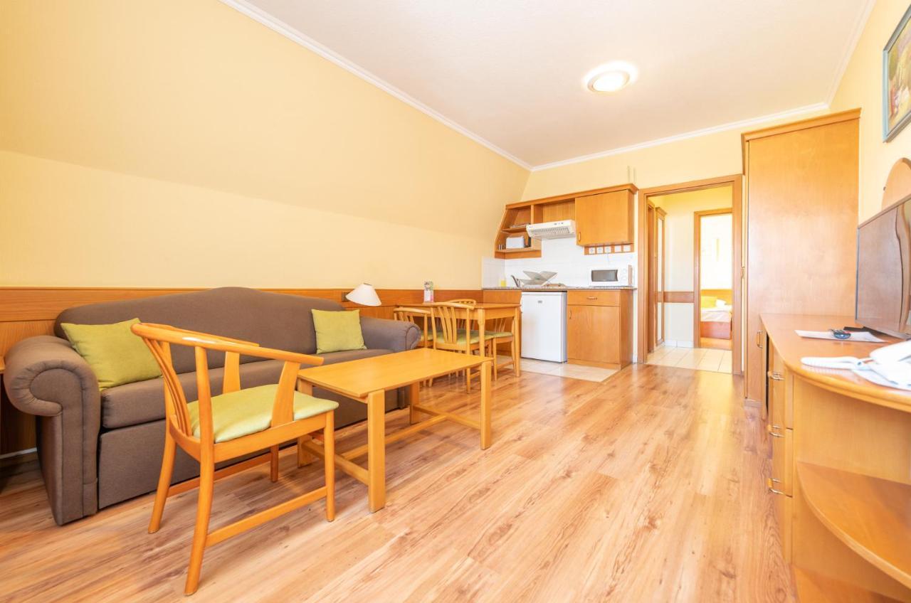 Holiday Club Apartman Hotel Hévíz Dış mekan fotoğraf